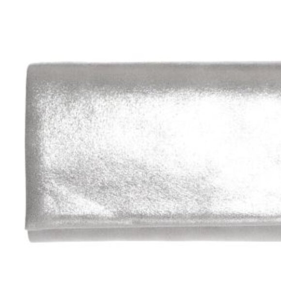 Short Silver Clutch with a Chain - Picture 5 of 15
